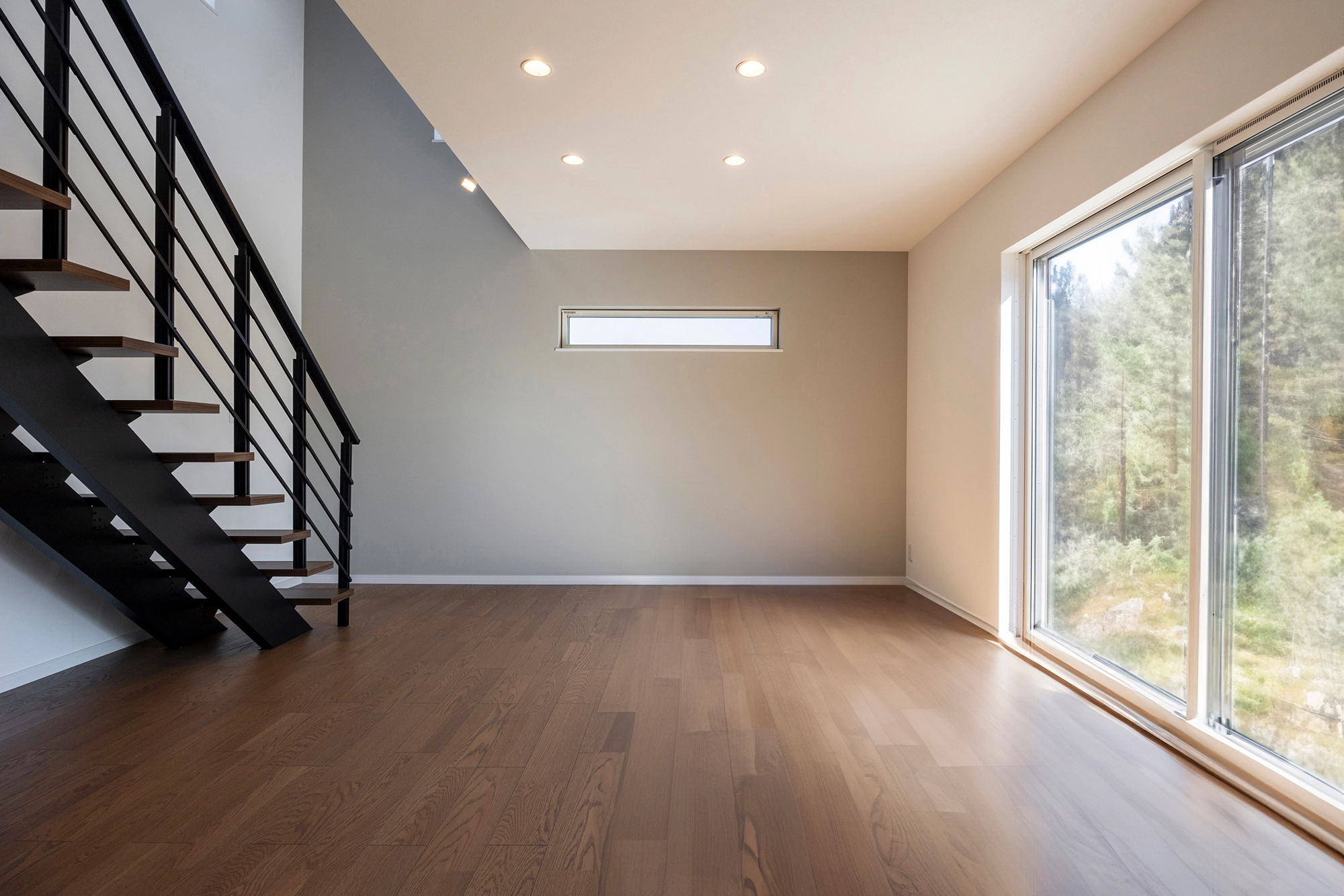 LIVING / DINING / KITCHEN LIVING / DINING / KITCHEN