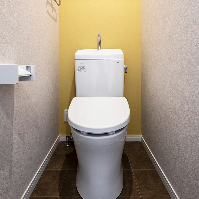 2F TOILET