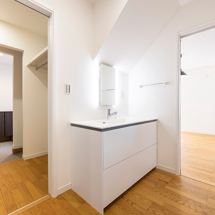 WASHBASIN
