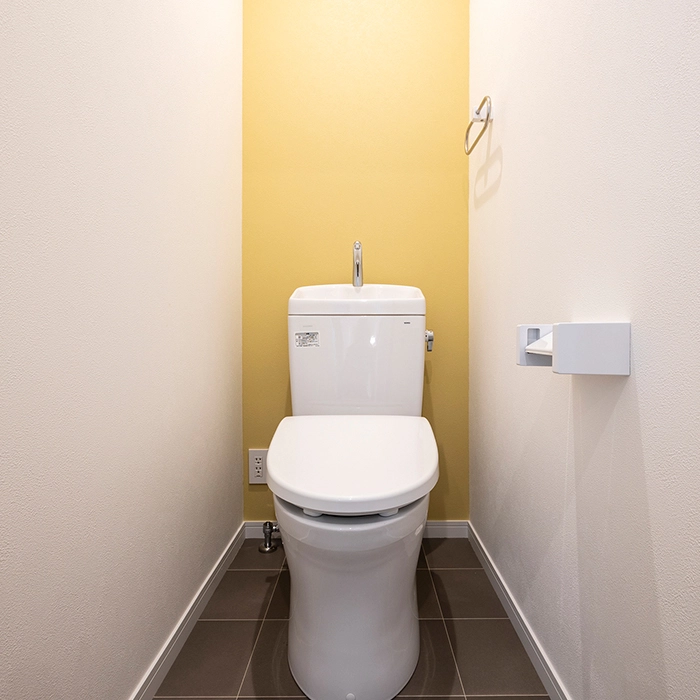 2F TOILET